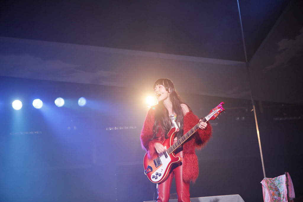 快快『ルイ・ルイ』