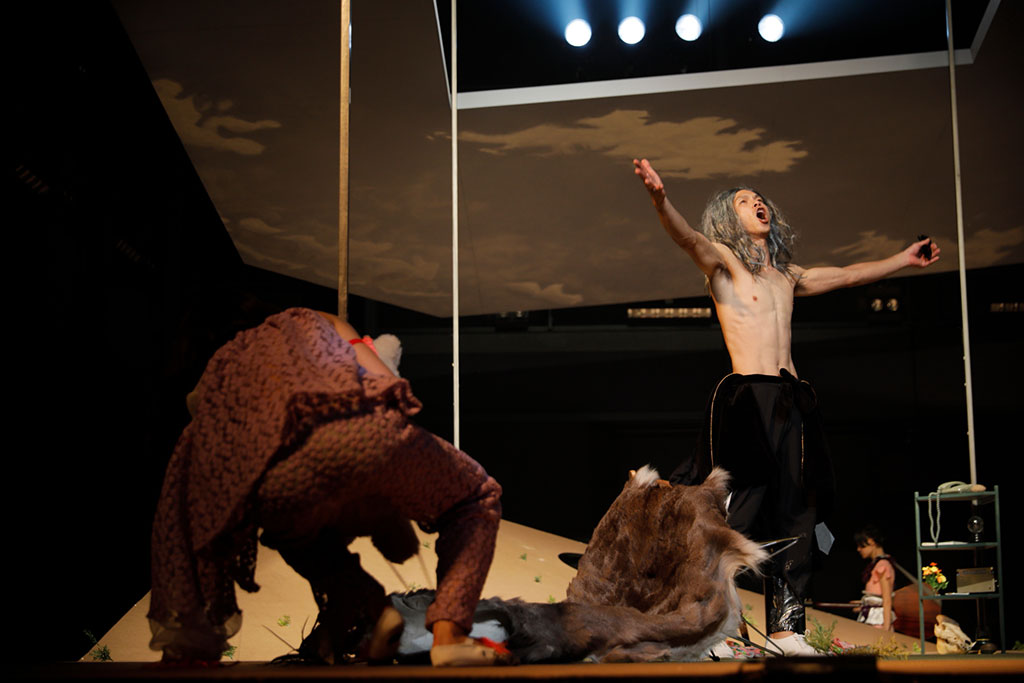 快快『ルイ・ルイ』